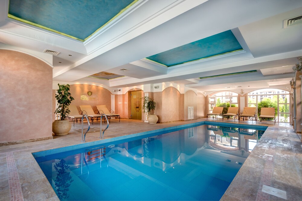 Dawn Park Aparthotel 18/51