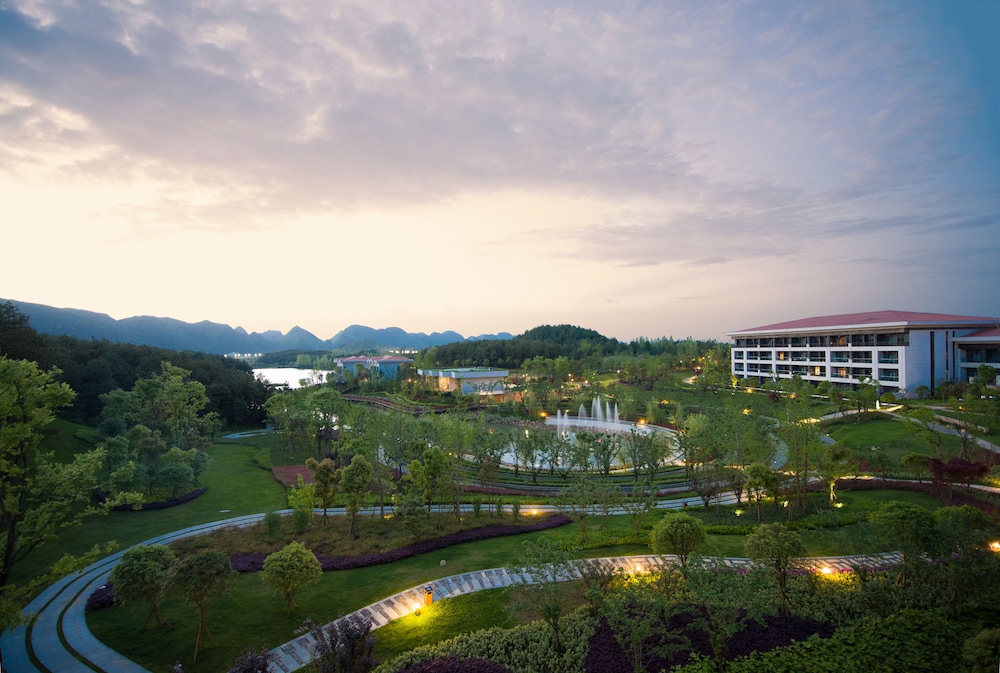 New Century Hotel Guian Guizhou 31/33
