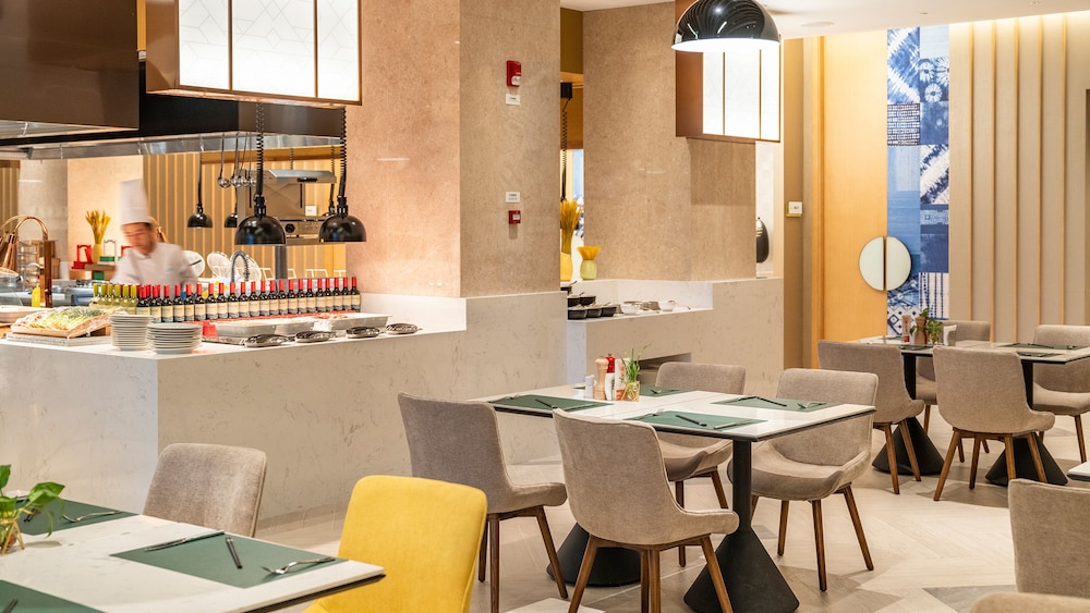 HOLIDAY INN Tongren Wanshan 33/48