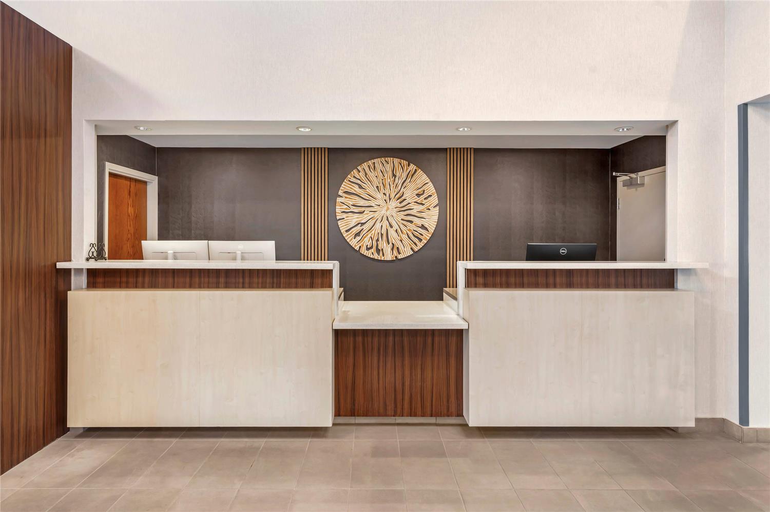 Country Inn & Suites by Radisson, Modesto/Salida 6/18
