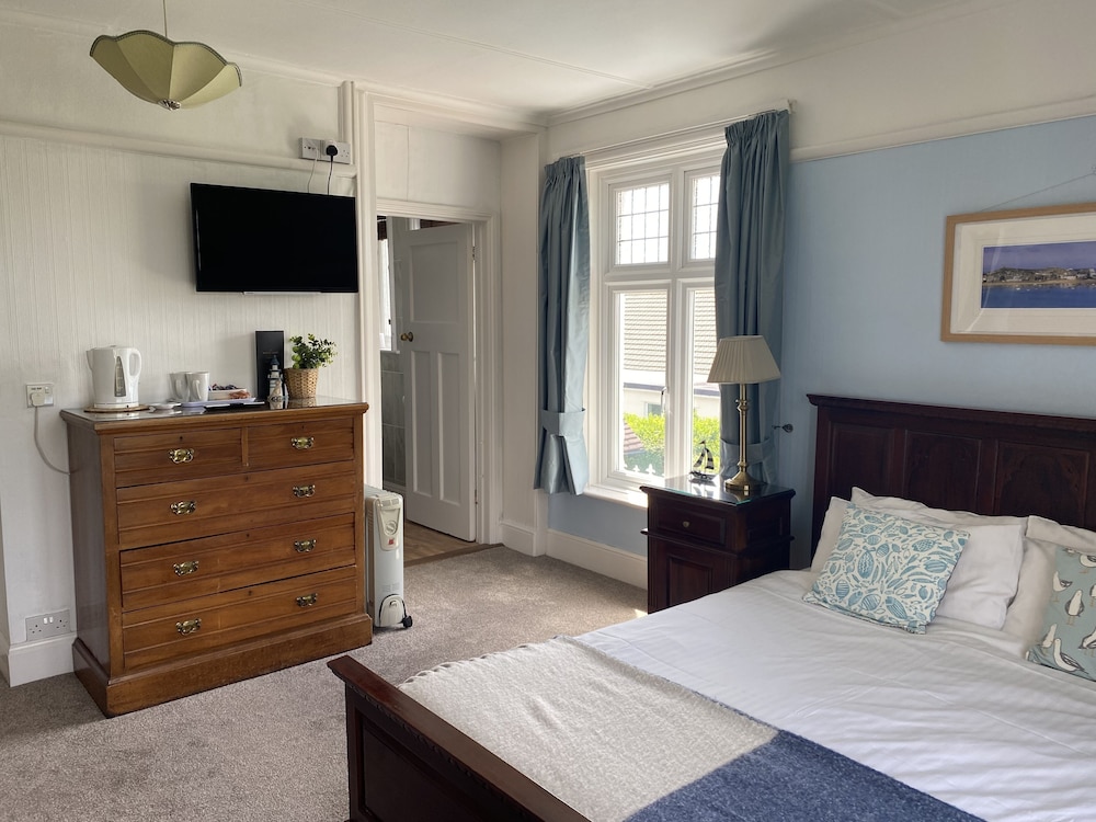 Gwyndra House B&amp;B 14/23