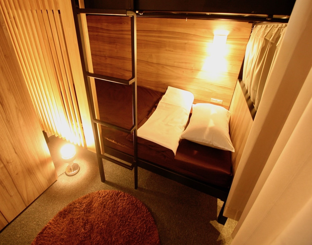 Namba Guesthouse HIVE - Hostel 43/65