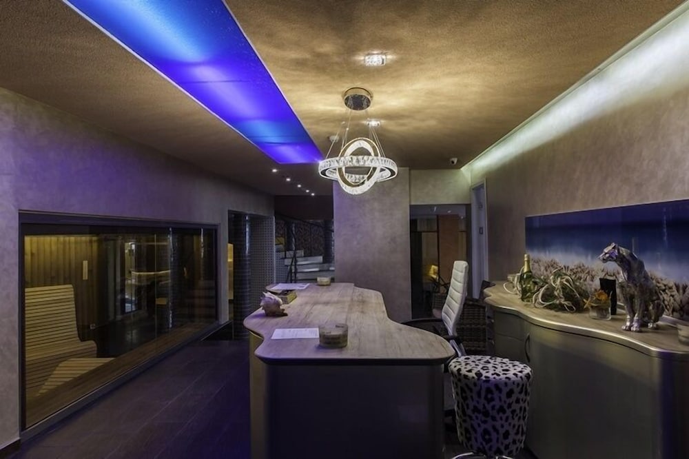 Sirius Beach Hotel 30/48