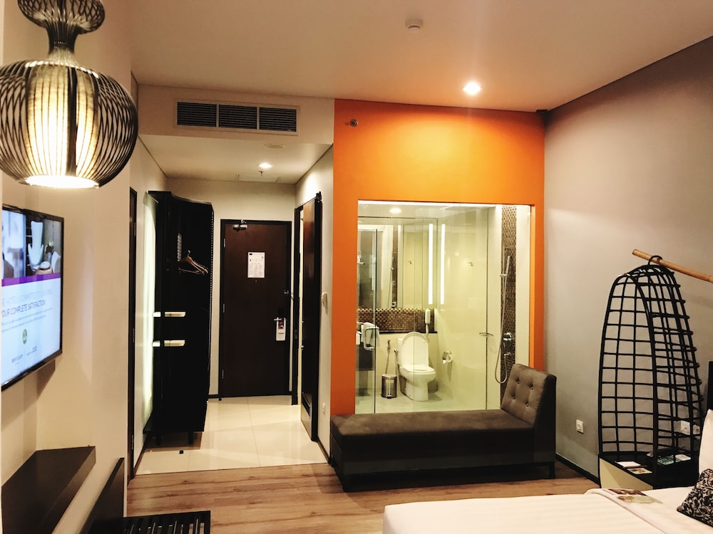 Mercure Surabaya Grand Mirama 45/81