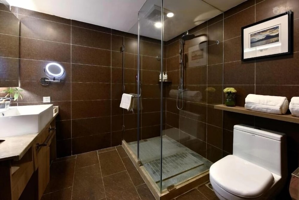 Atour Hotel (Chengdu New Conference and Exhibition Center) 39/41