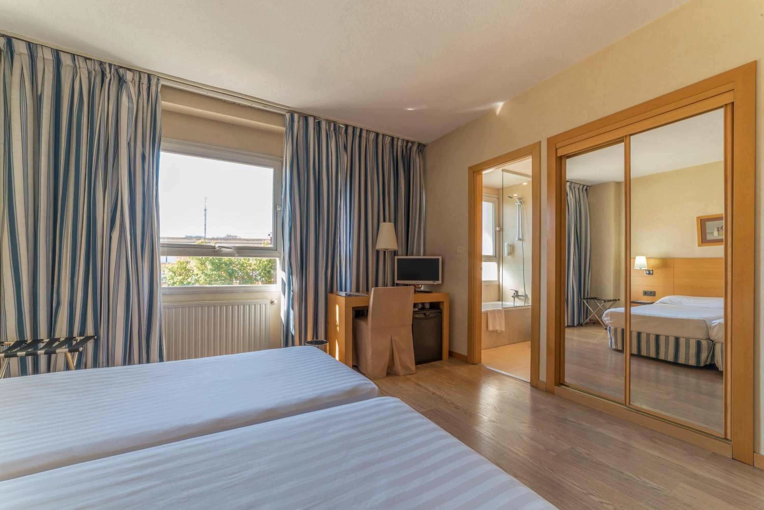 Room at Infanta Mercedes, MADRID
