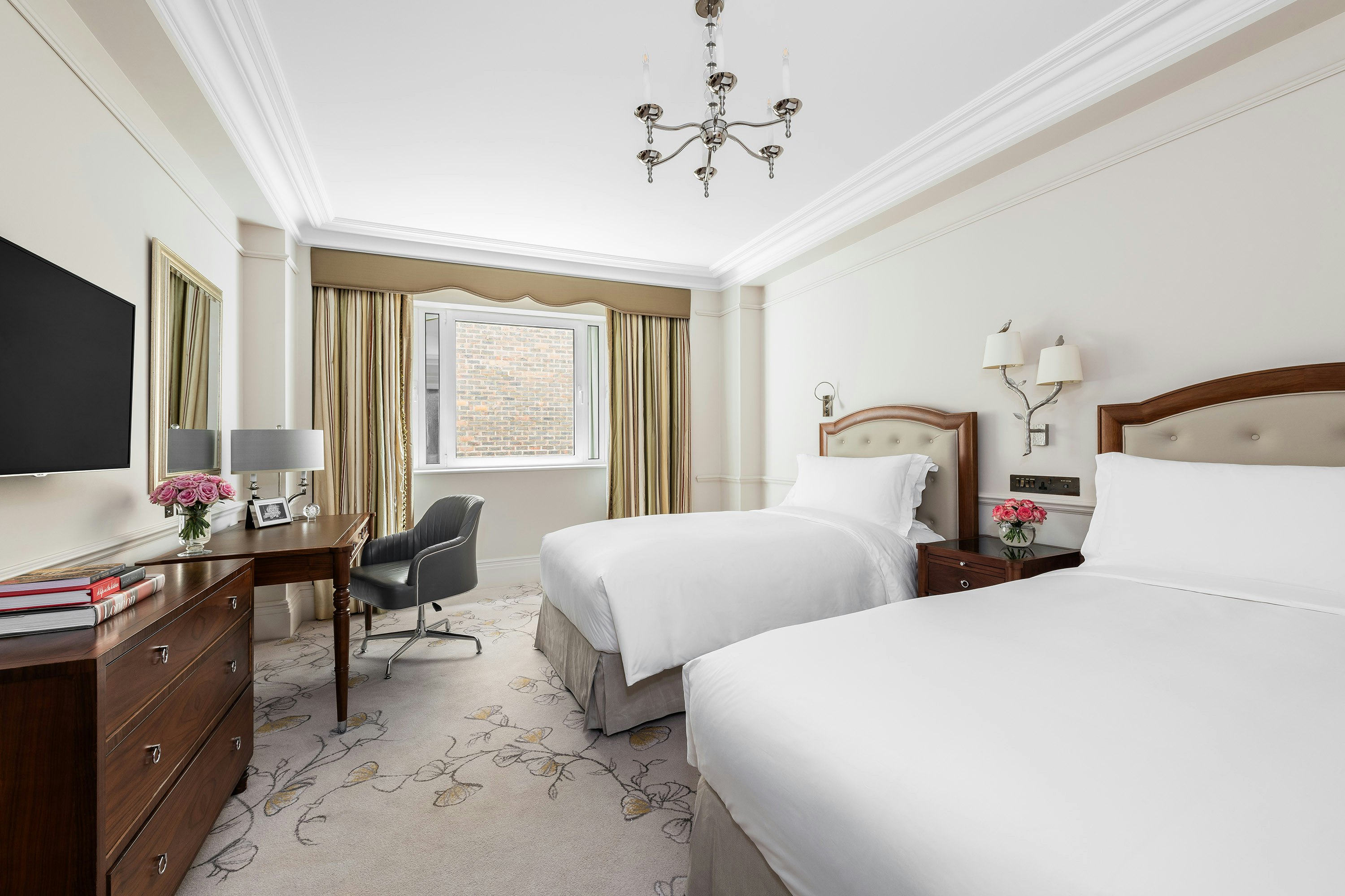 CLASSIC, TWIN BEDS