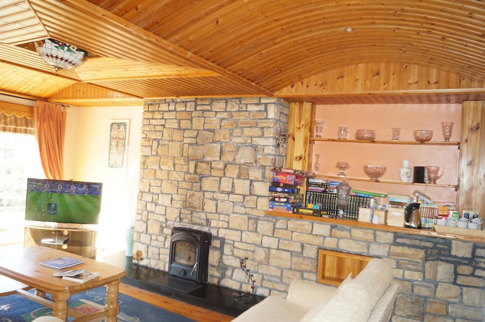 Ardrinane House B&B 30/48