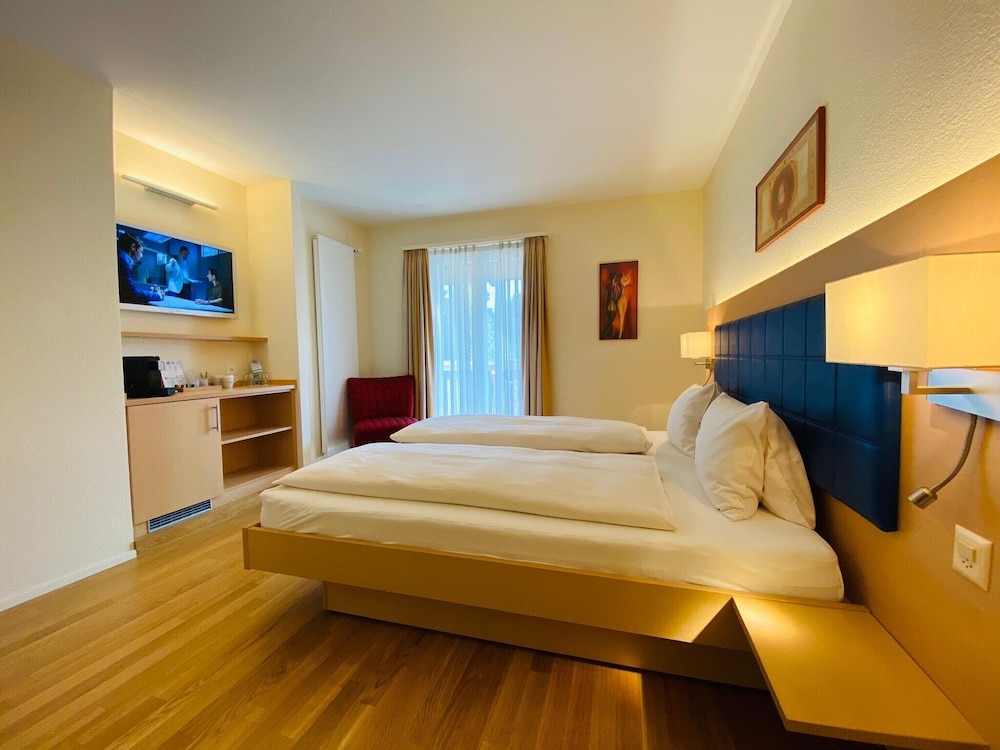 STANDARD, DOUBLE BED