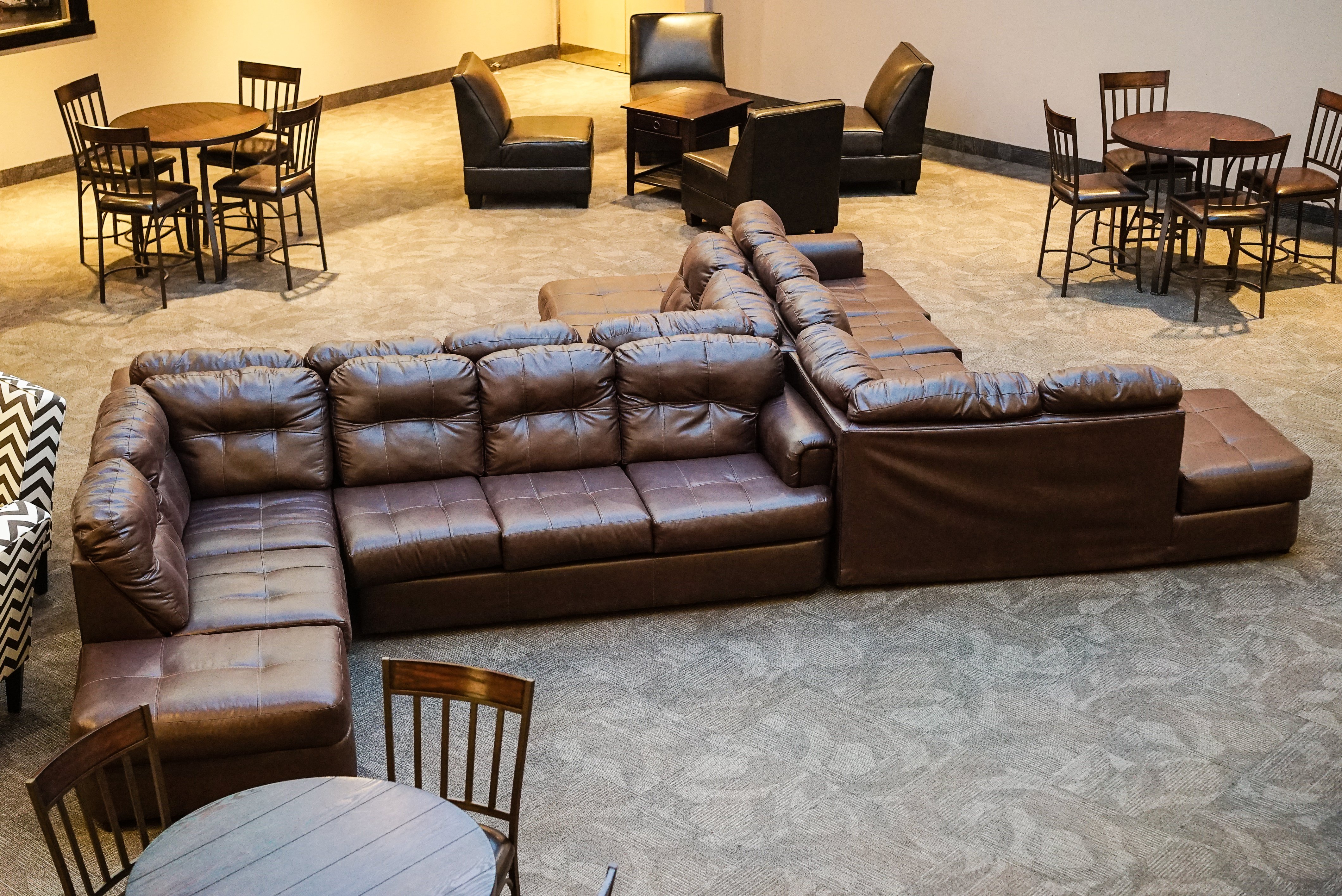 Boarders Inn and Suites by Cobblestone Hotels - Grand Island 50/75