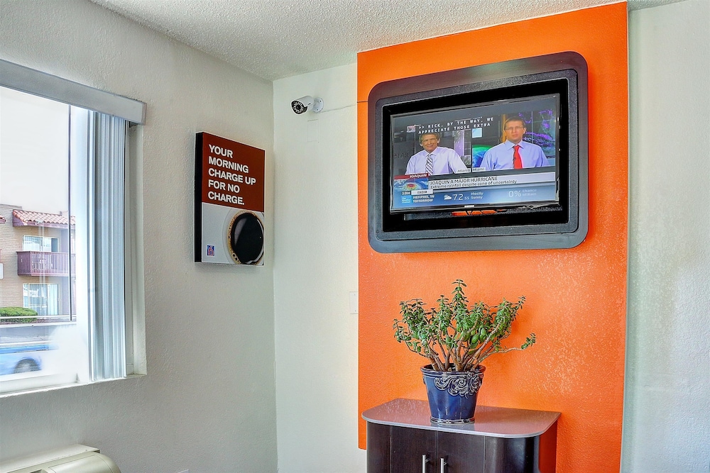 Motel6 Santa Fe, NM 6/43
