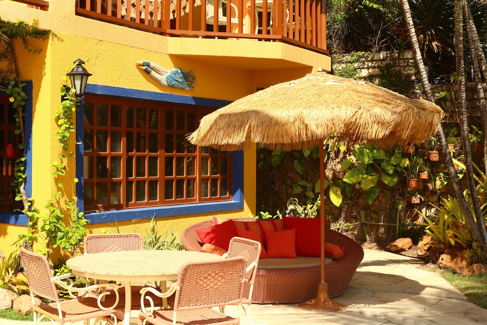 Manary Praia Hotel 8/66