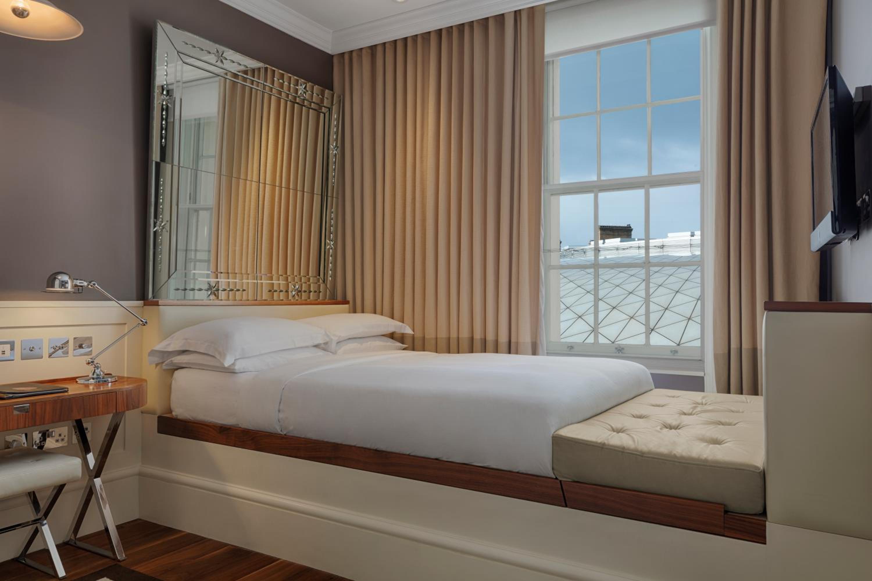 غرفة بسرير مزدوج مع أريكة، Kaya Great Northern Hotel 4/8