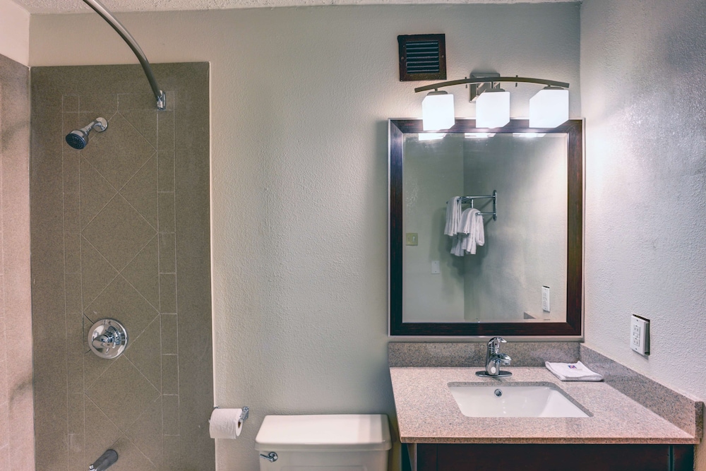 Motel6 Jackson, TN 24/54