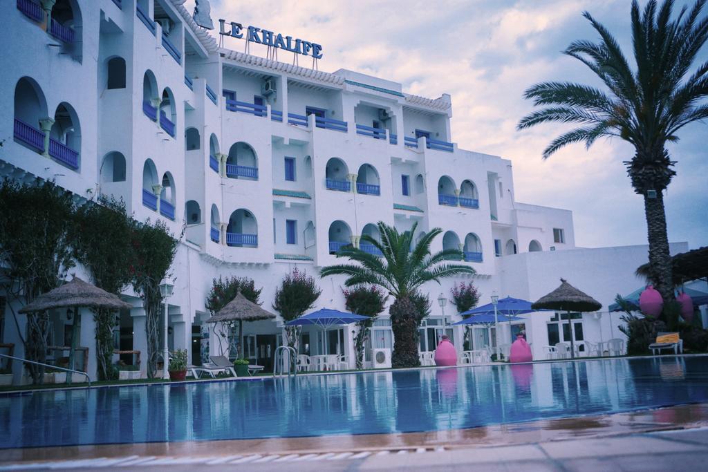 Le Khalife 1/29