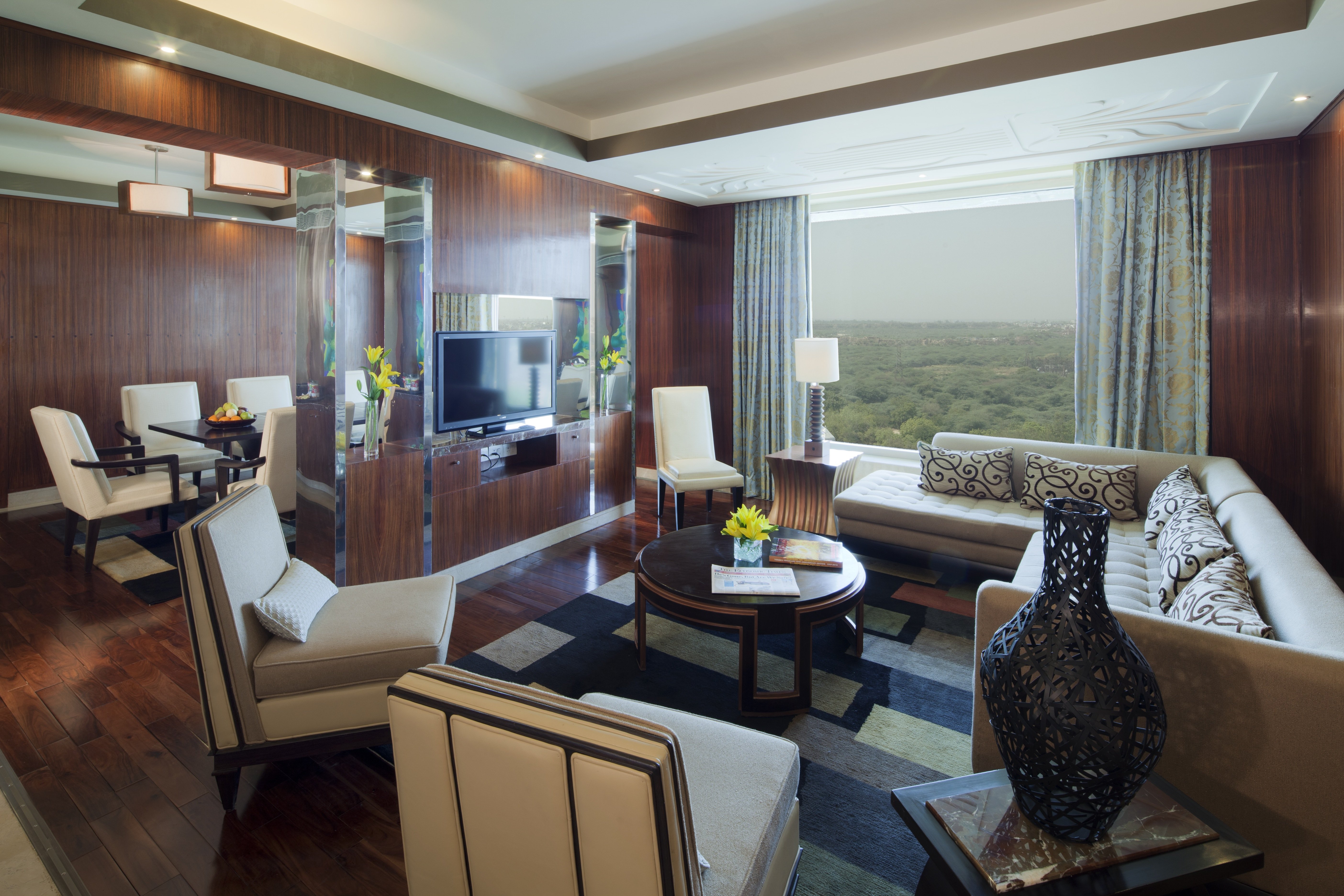 Crowne Plaza New Delhi Okhla 43/66