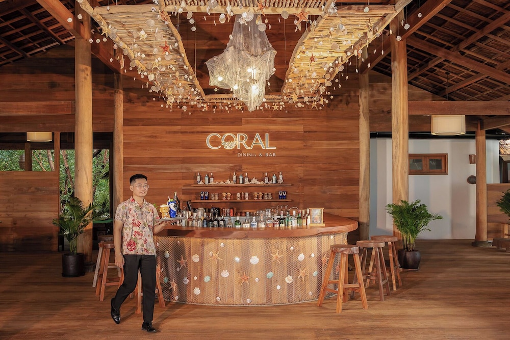 Green Bay Phu Quoc Resort & Spa 10/48