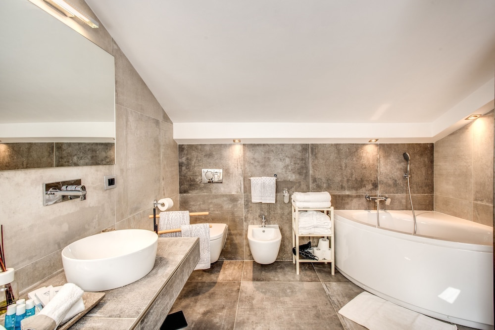 La Gaura Guest House 42/47