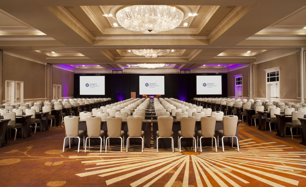 Hyatt Regency Long Island 40/61