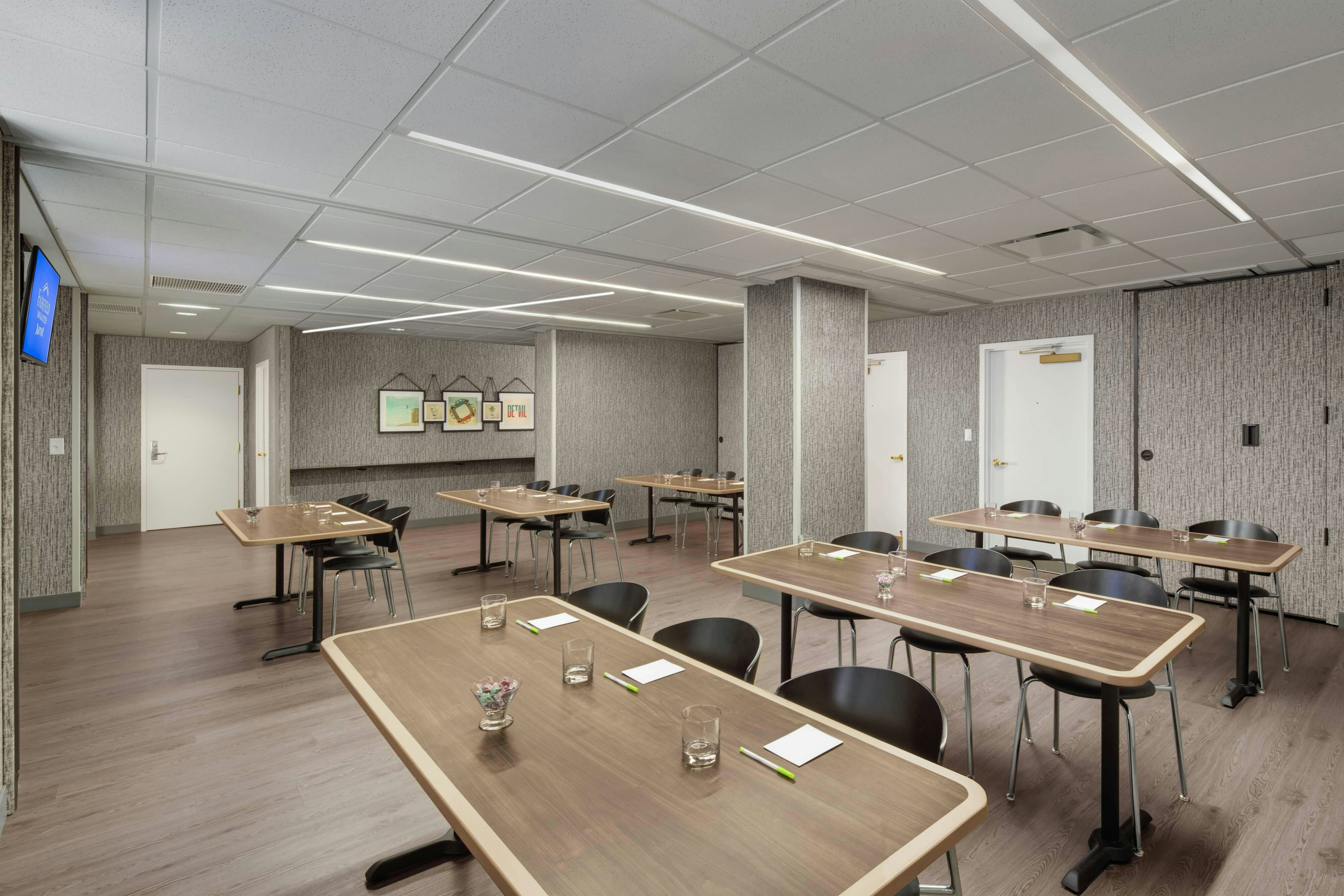 Fairfield Inn & Suites Chicago Downtown / Magnificent Mile 14/16
