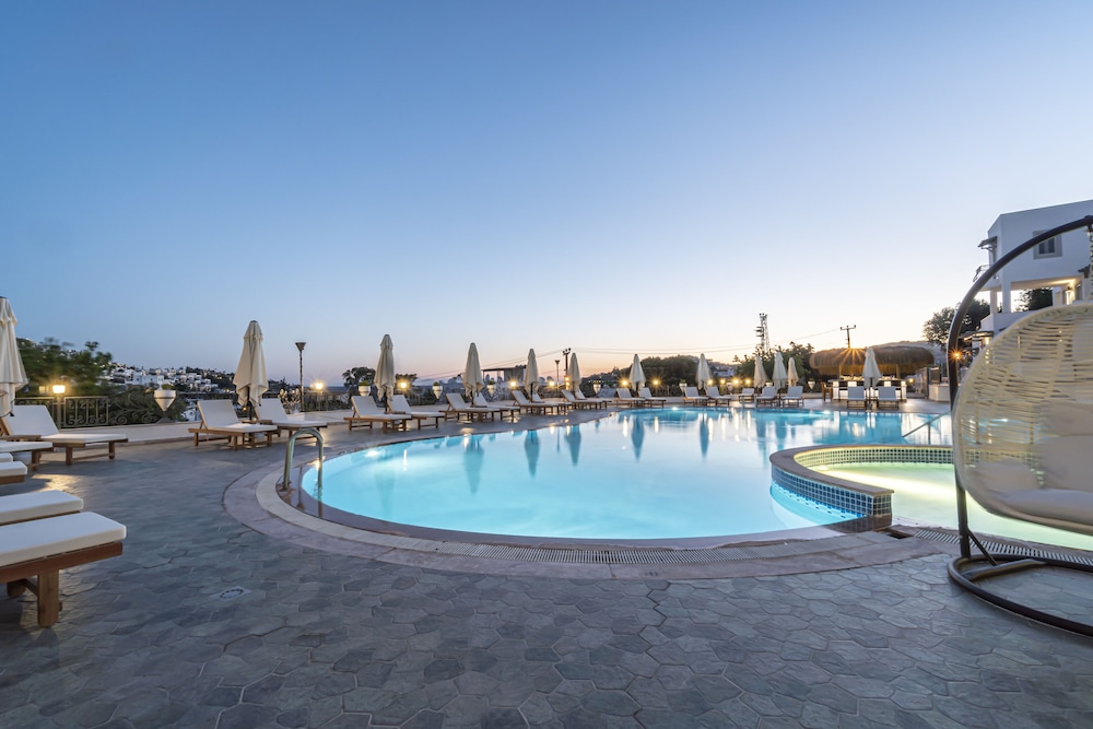 Elementa Boutique Hotel - Adults Only 54/63