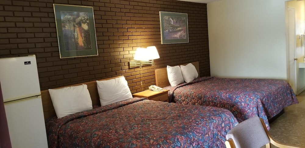 Americas Premier Inn 4/17