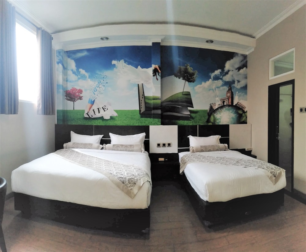 Malang City Boulevard Homestay And Resto 16/55