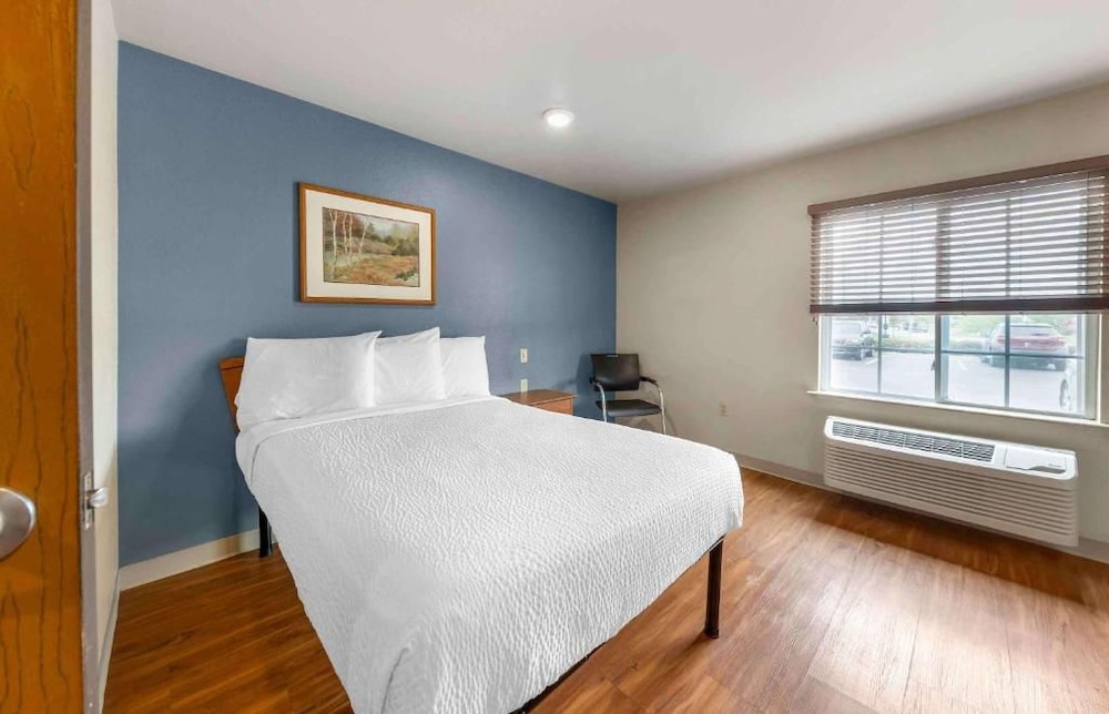Studio 6 Extended Stay Oklahoma City Norman OK 24/49