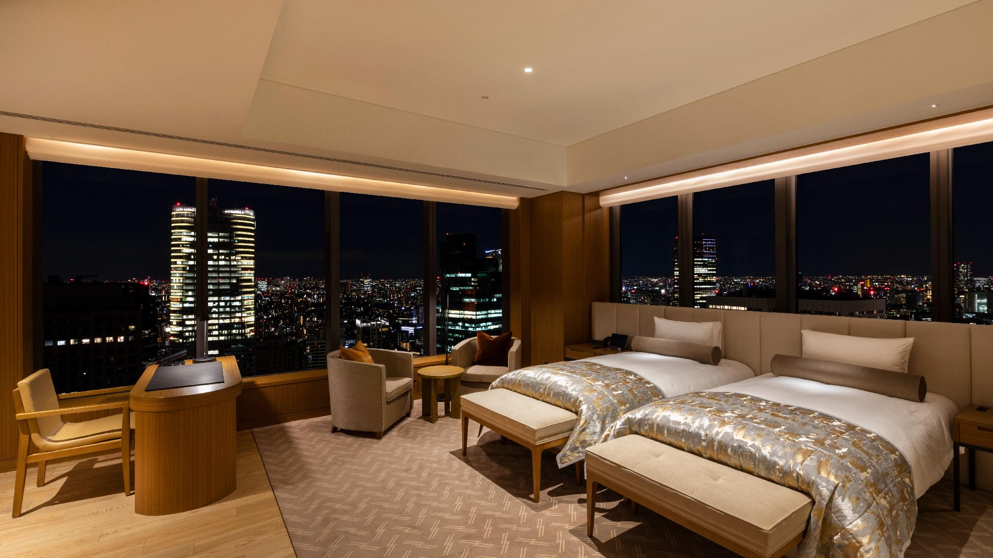 Club, Standard, Twin Beds, Night View, Corner