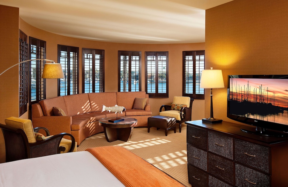 Jamaica Bay Inn Marina Del Rey, Tapestry Collection by Hilton 32/76