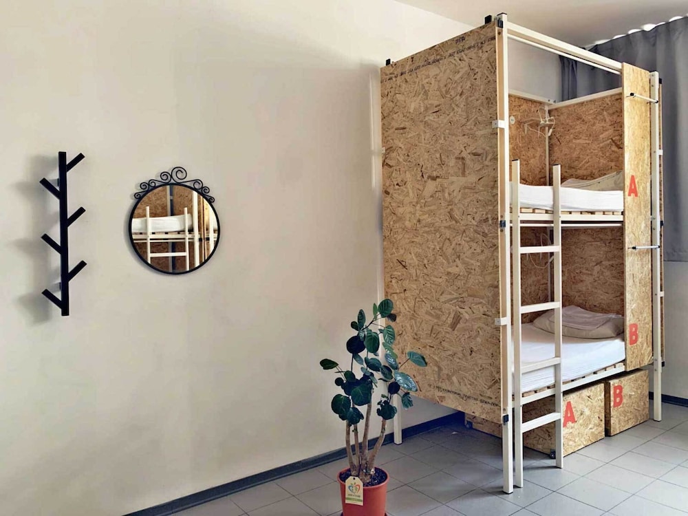Mio Hostel 36/54