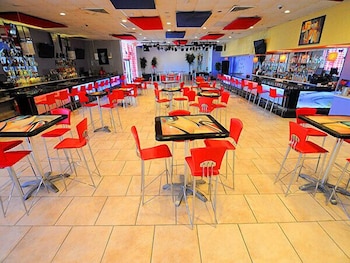 Beach Terrace Motor Inn 14/26
