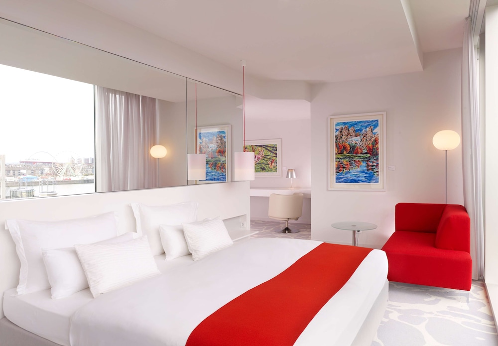 art otel Cologne powered by Radisson Hotels 11/50