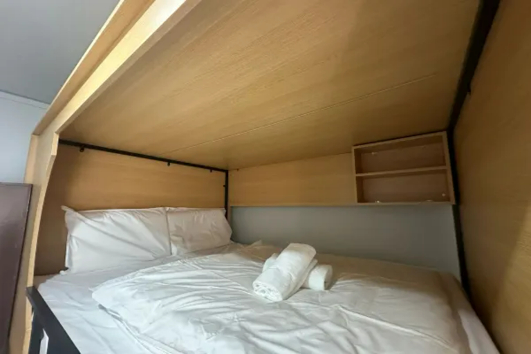 Capsule, Single Bed