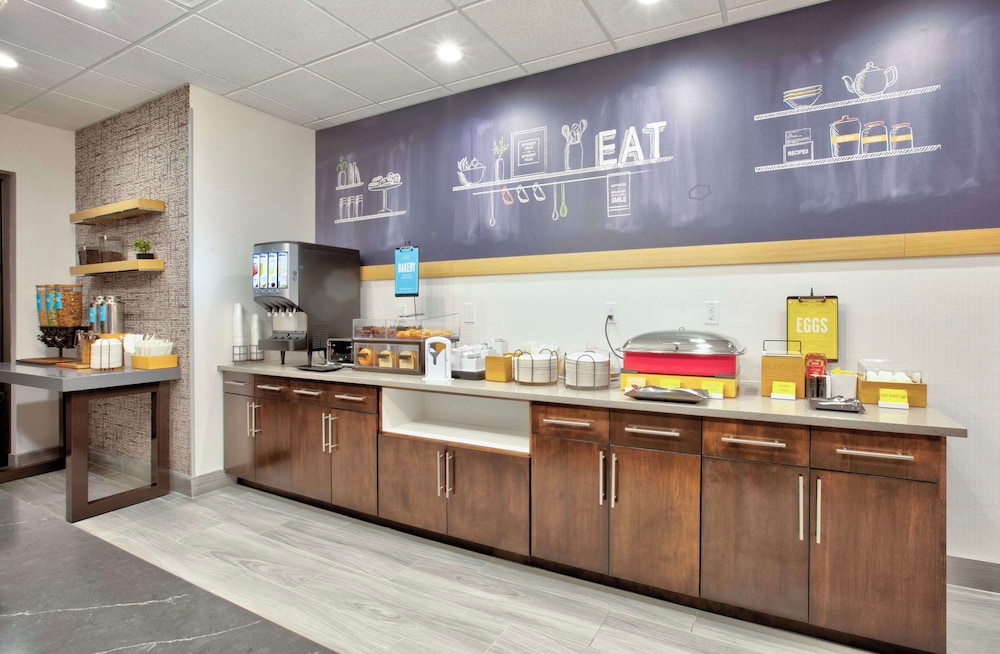 Hampton Inn & Suites Dalhart 8/27