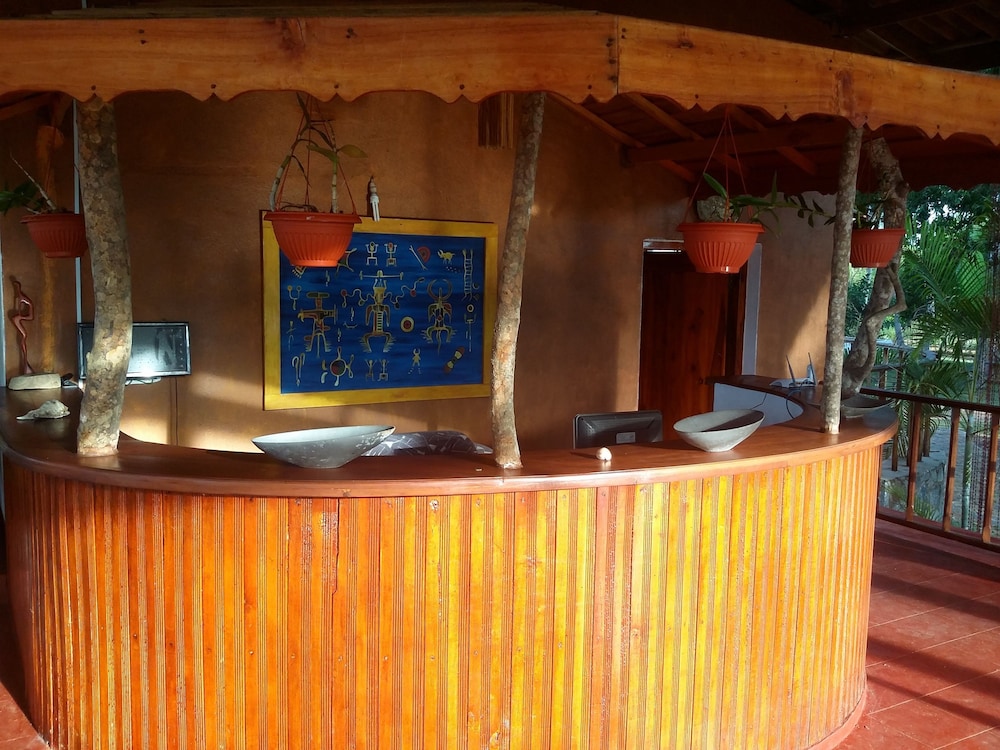 Darwins Beach Resort 5/50