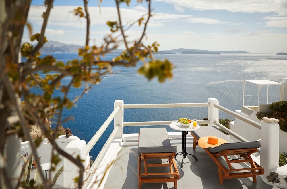 Diamond Luxury Suites 3/50