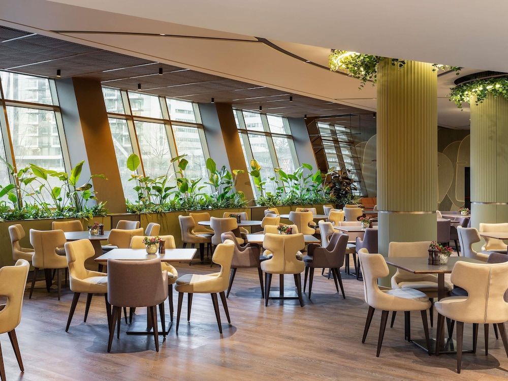 Mercure Sofia City 81/105
