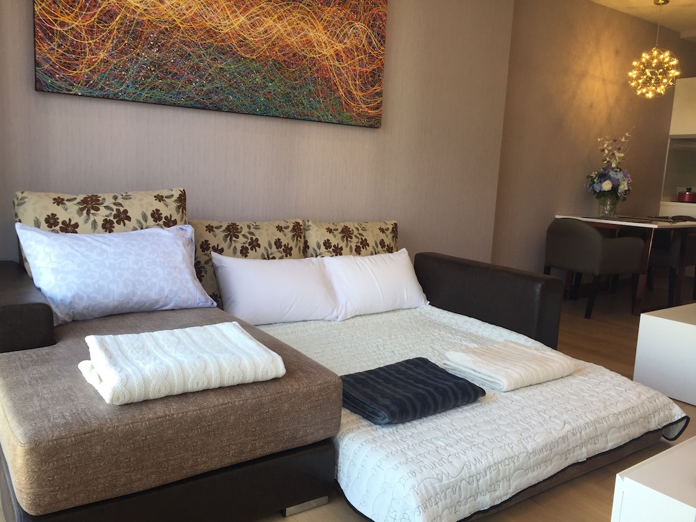 The Astra Luxury Suit condo 21/50