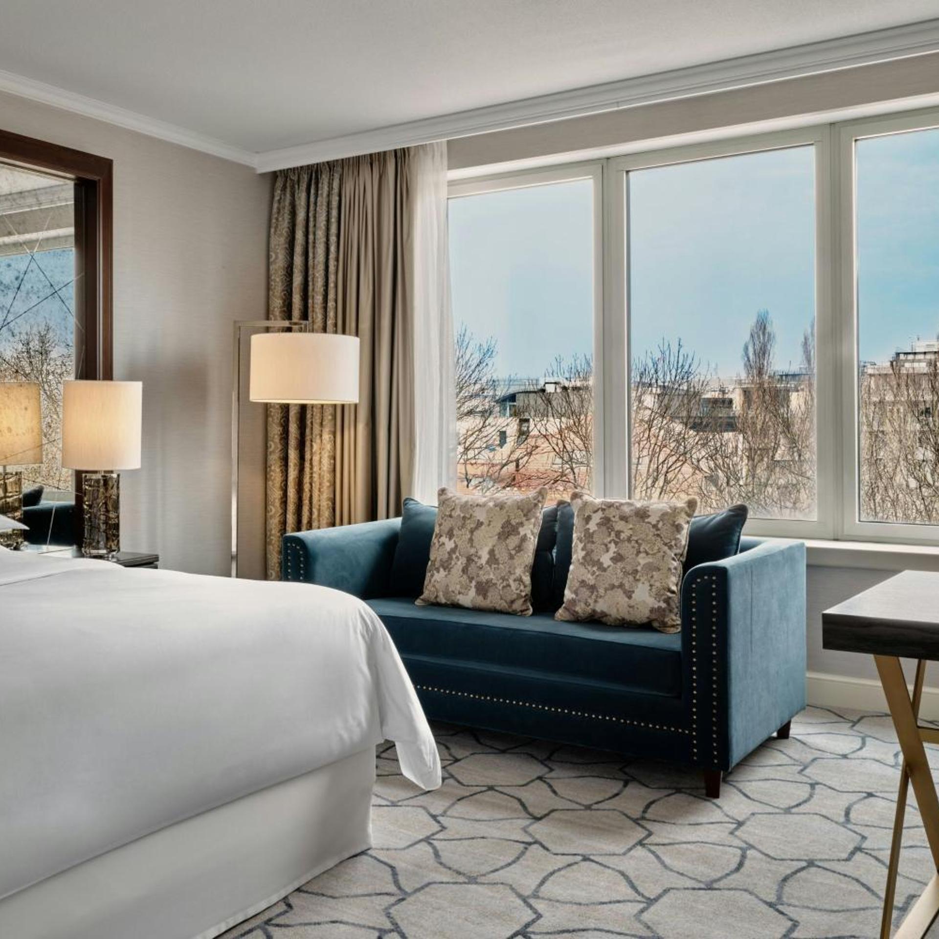 غرفة ديلوكس بسرير كينج، Sheraton Grand Warsaw 2/3