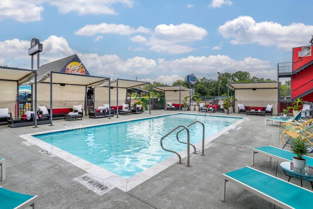 Heights House Hotel - Houston Heights Downtown, an Ascend Collection Hotel 45/48