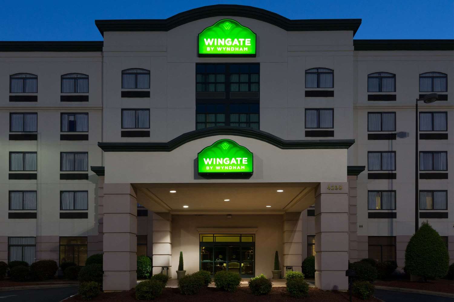 Wingate By Wyndham Charlotte Airport 1/23