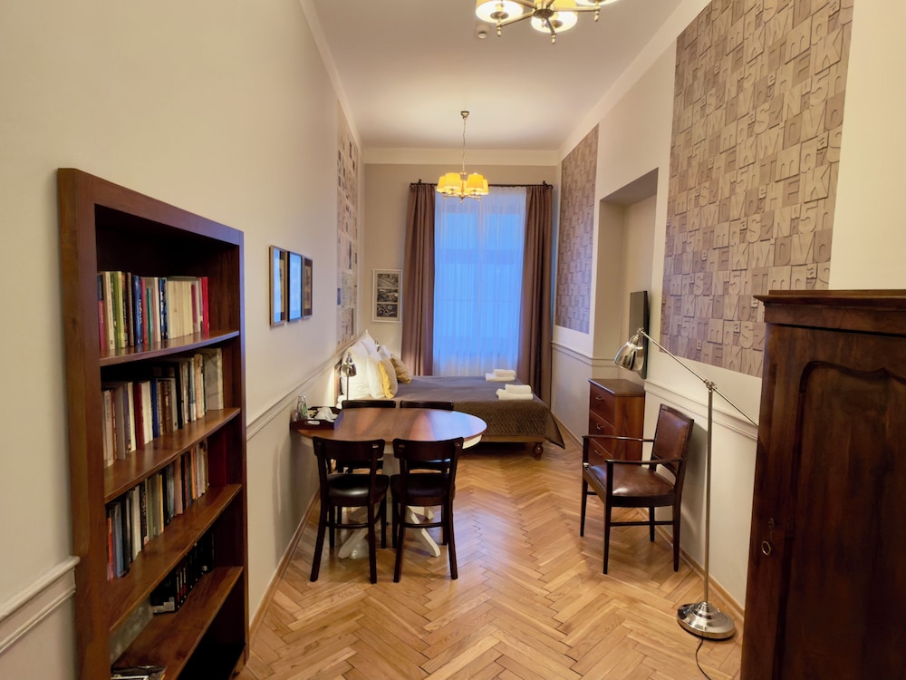Scharffenberg Apartments 34/44