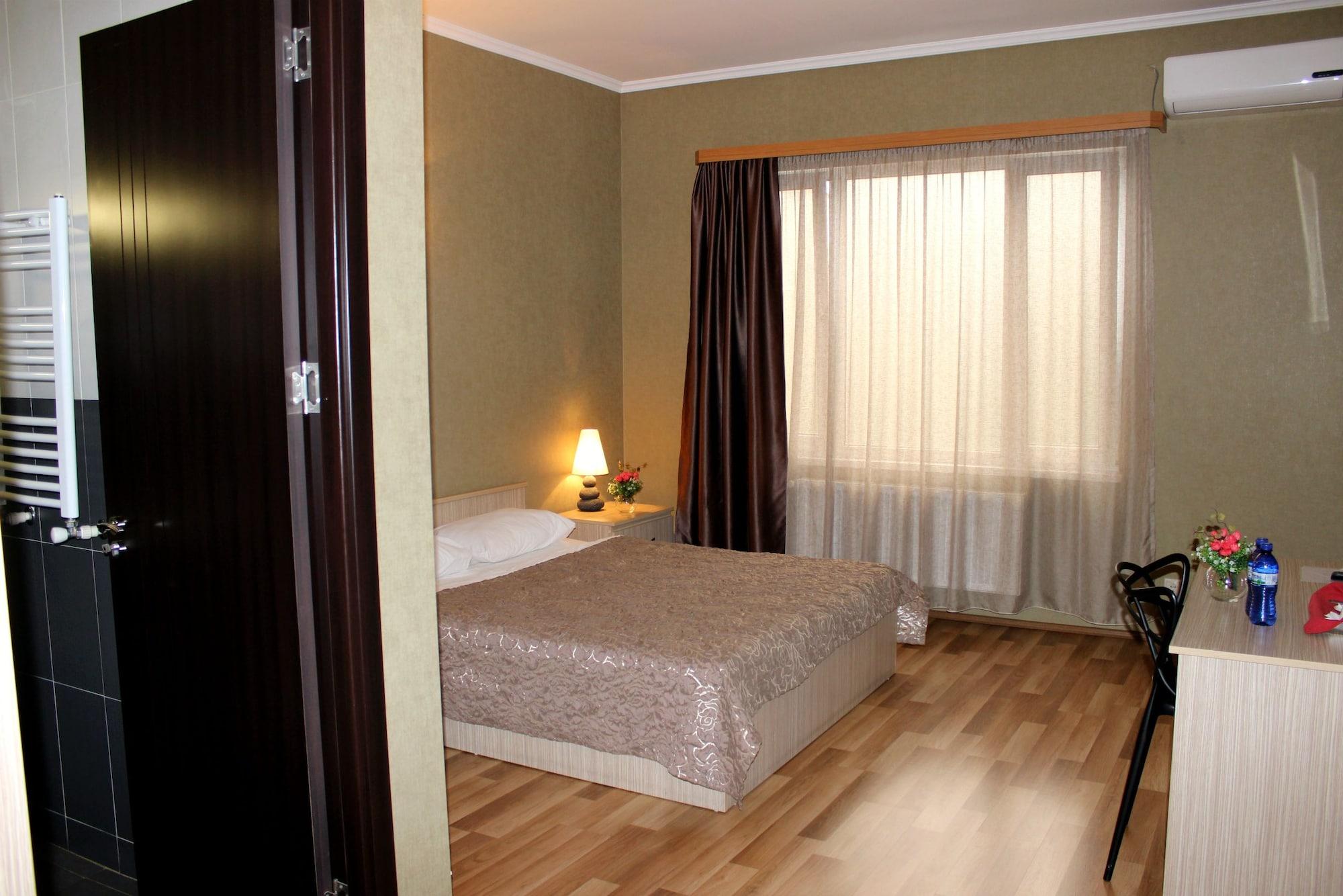 Darchi Hotel 12/36