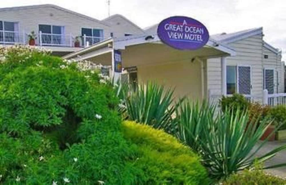 A Great Ocean View Motel 26/27