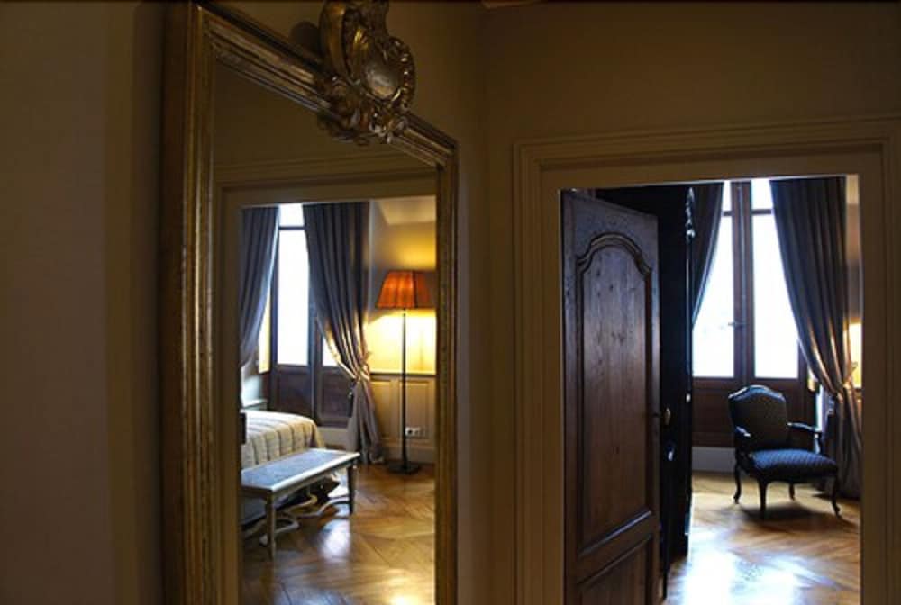 La Cour Berbisey 20/50