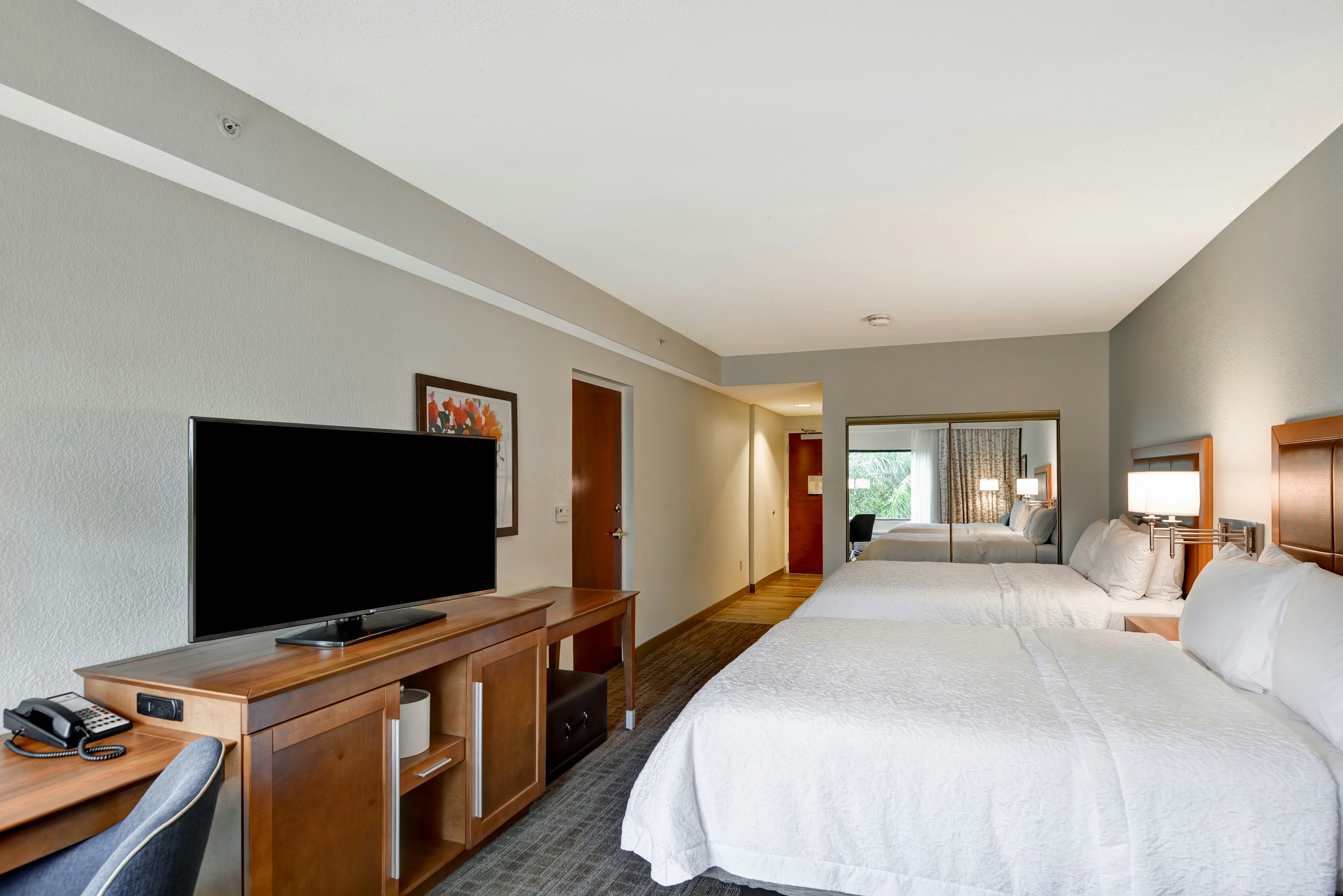 غرفة بسريرين كوين، Hampton Inn Palm Beach Gardens 2/3