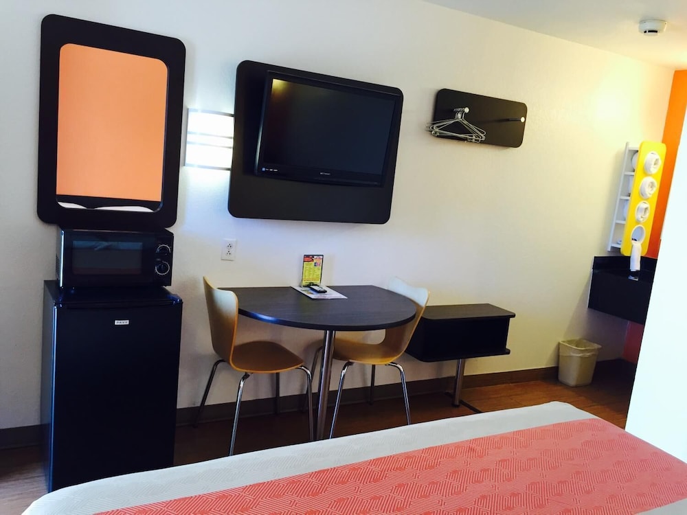 Motel6 Amarillo, TX - West 29/35