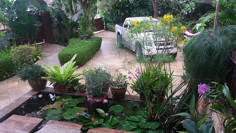 Malee Garden 45/48