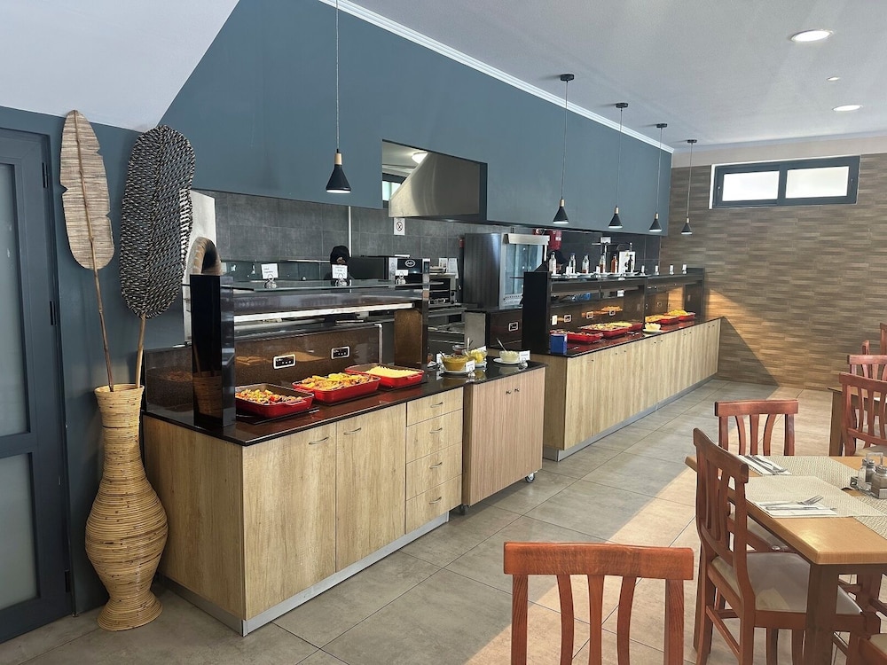 Blue Aegean Hotel and Suites 50/64